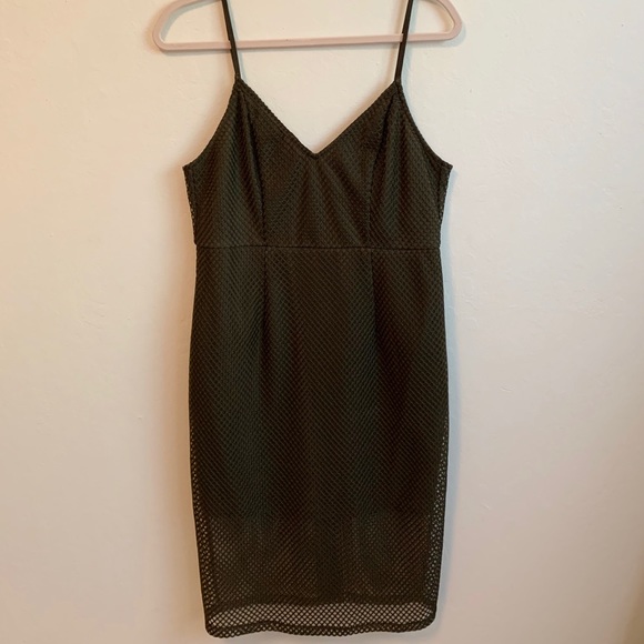 Forever 21 Dresses & Skirts - Forever 21 Midi Olive Green Bodycon Dress